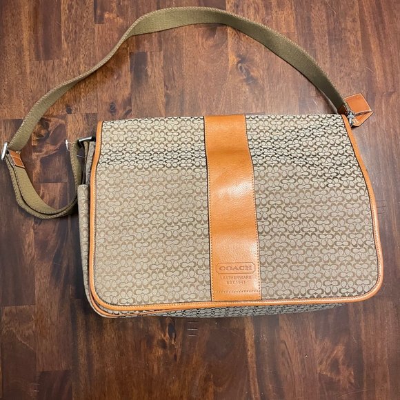 Signature Coach Baby Messenger Bag - Picture 1 of 8